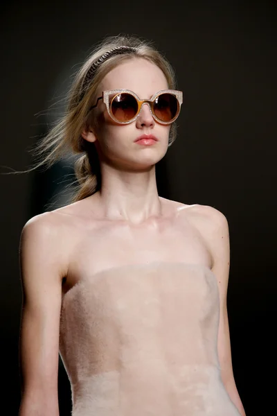 Look 106